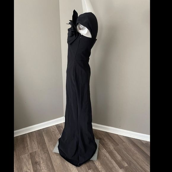 NWT Chiara Boni La Petite Robe Nicolasa One-Shoulder Gown $1090 - Picture 7 of 10